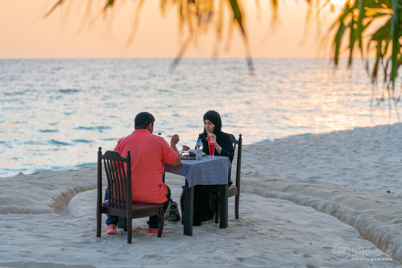 Leisure Inn Guest House Bodufolhudhoo Exterior photo