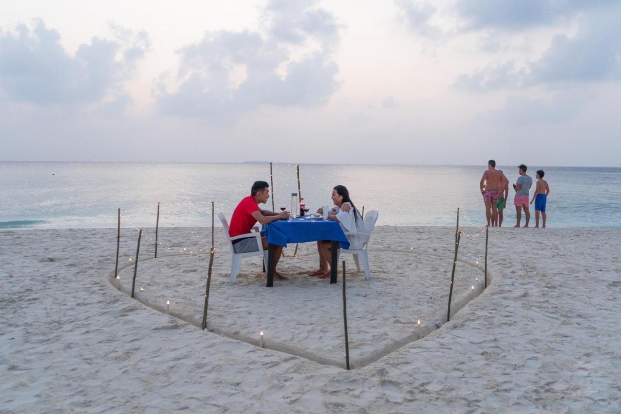 Leisure Inn Guest House Bodufolhudhoo Exterior photo